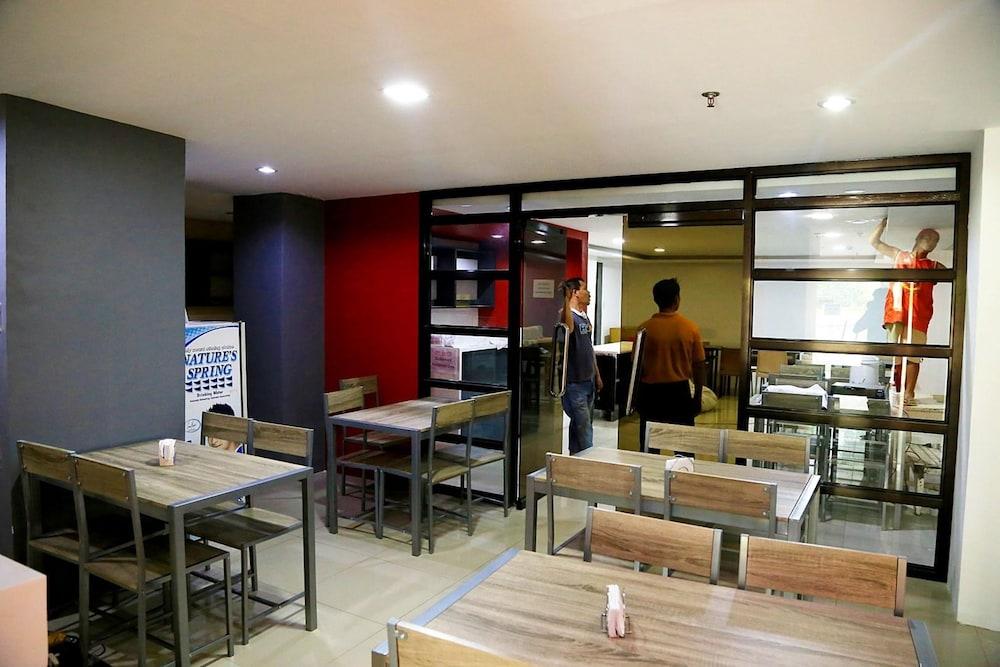 Travelbee Fuente Inn Cebu Εξωτερικό φωτογραφία