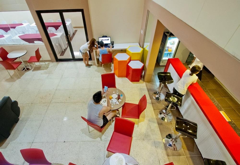 Travelbee Fuente Inn Cebu Εξωτερικό φωτογραφία