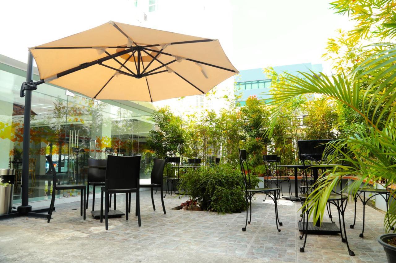 Travelbee Fuente Inn Cebu Εξωτερικό φωτογραφία